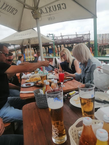 The Best Portuguese Sports Bar & Restuarant With Live Shows In Boksburg