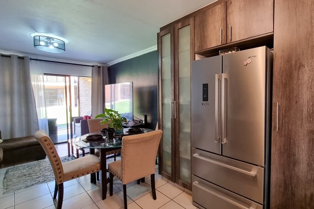 Charming 3 bed 2 bath ground floor apartment