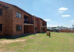 Modern 2-Bed 2 bath 1st Floor – Apartment in Witfield In Boksburg