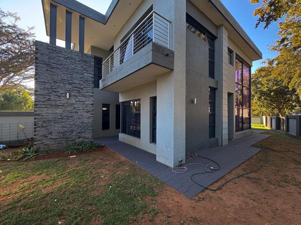 Luxurious 4-Bedroom All-En-Suite Home in La Como Lifestyle Estate