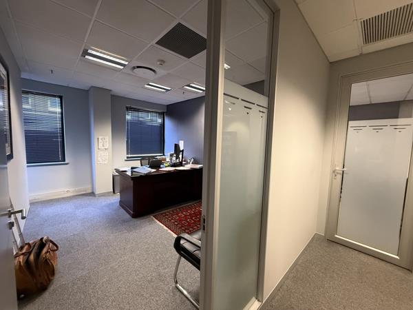 422 m² Commercial space in Rosebank