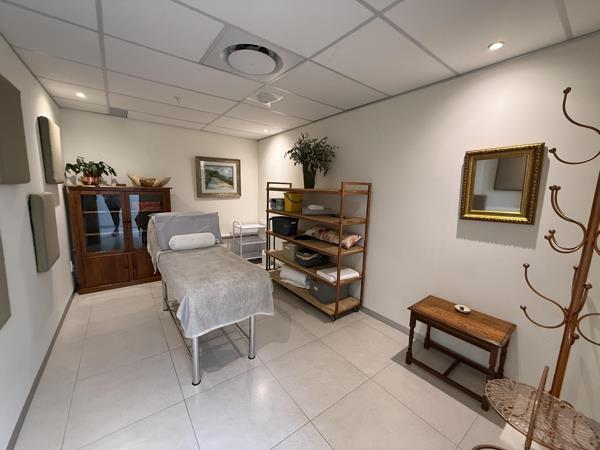 154 m² Commercial space in Rosebank