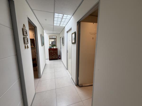 154 m² Commercial space in Rosebank